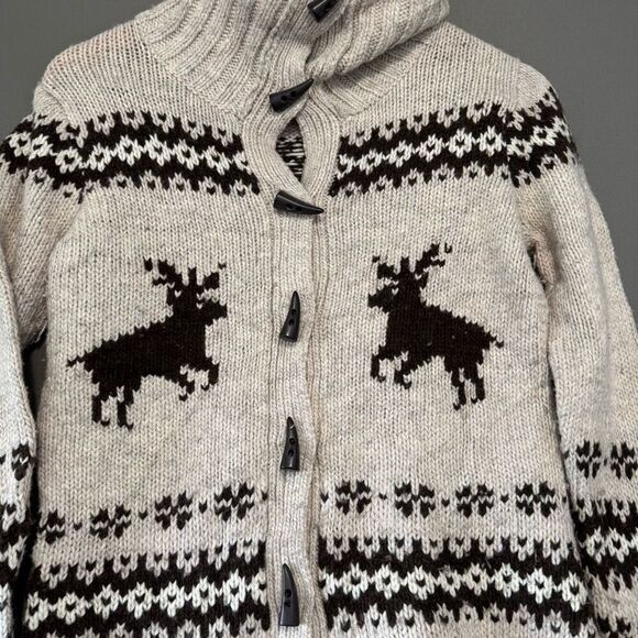 Eddie Bauer Women’s Knit Graphic Sweater Size Small Petite Lambs Wool Blend - Picture 2 of 9